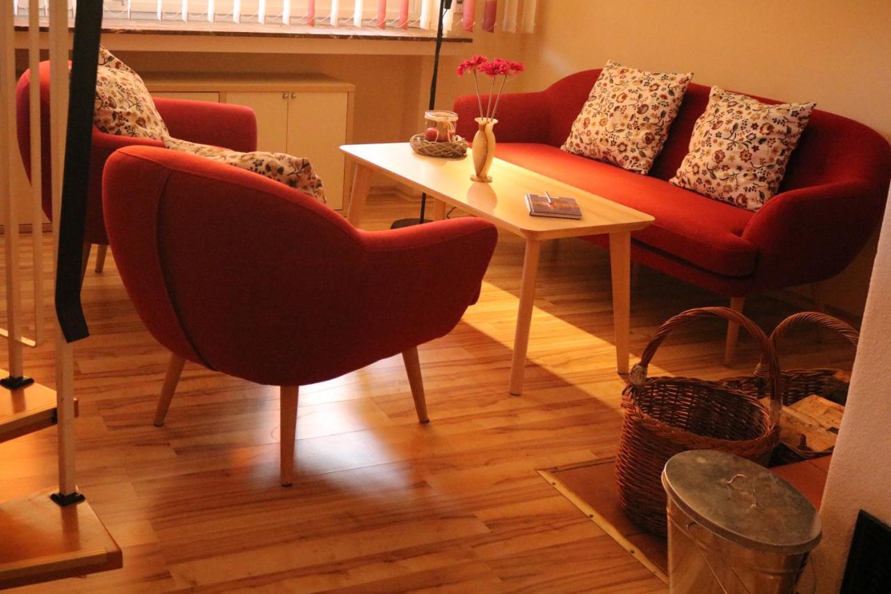 Ferienwohnung Burgblick Bilstein Екстер'єр фото